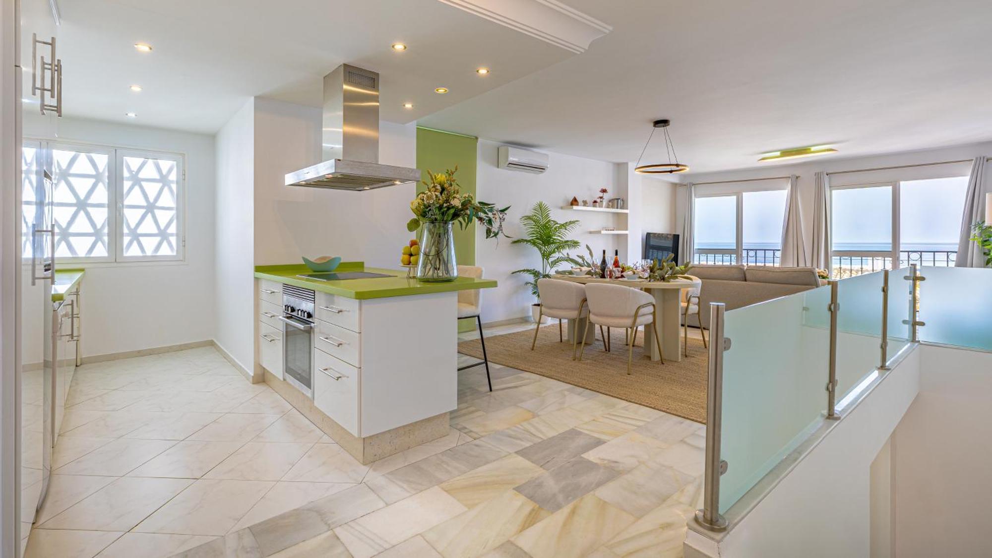 Vacation Marbella I Sea Views, 24-7 Security, Parking, Walk To Everything In Luxurious Puerto Banus Εξωτερικό φωτογραφία